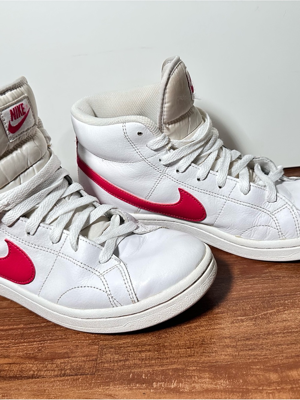 Nike Court Royale 2 Mid Women's Size 8.5 White Rush Pink CT1725-104